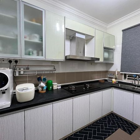 3R D'Latania Senawang Hotel เซเรมบัน ภายนอก รูปภาพ