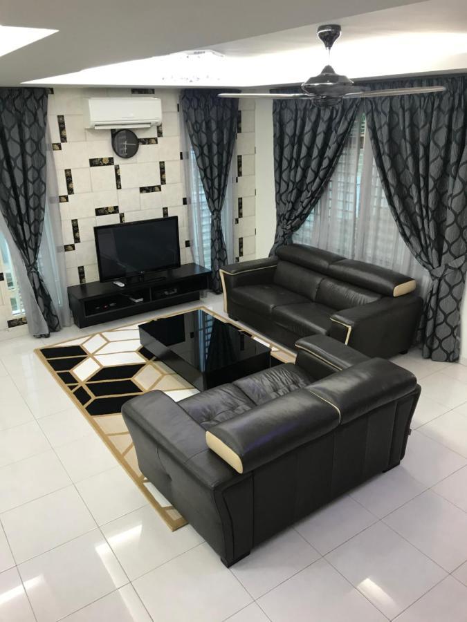 3R D'Latania Senawang Hotel เซเรมบัน ภายนอก รูปภาพ