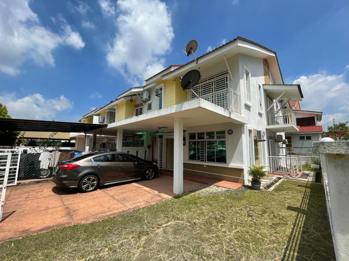 3R D'Latania Senawang Hotel เซเรมบัน ภายนอก รูปภาพ